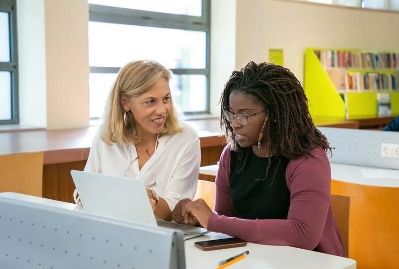 美國留學費用都包括哪些？