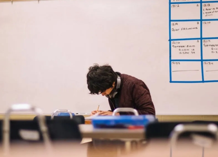 美國(guó)留學(xué)生