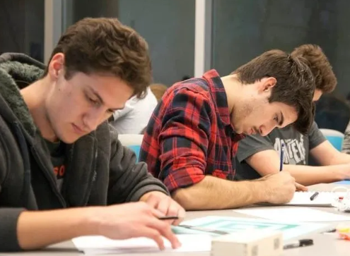 美國英國工科碩士